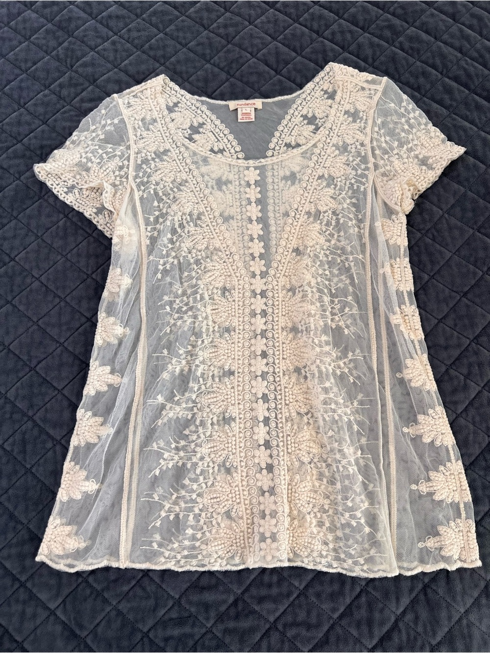 Sundance Embroidered Top Women’s Large Sheer Floral Cream Shirt Blouse B18